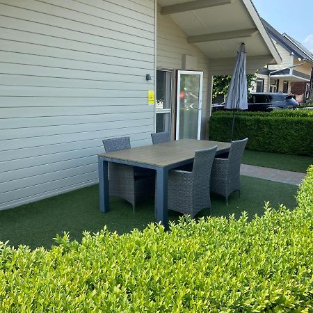 Chalet Eau Vive Maaseik Bagian luar foto