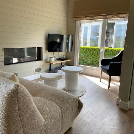 Chalet Eau Vive Maaseik Bagian luar foto