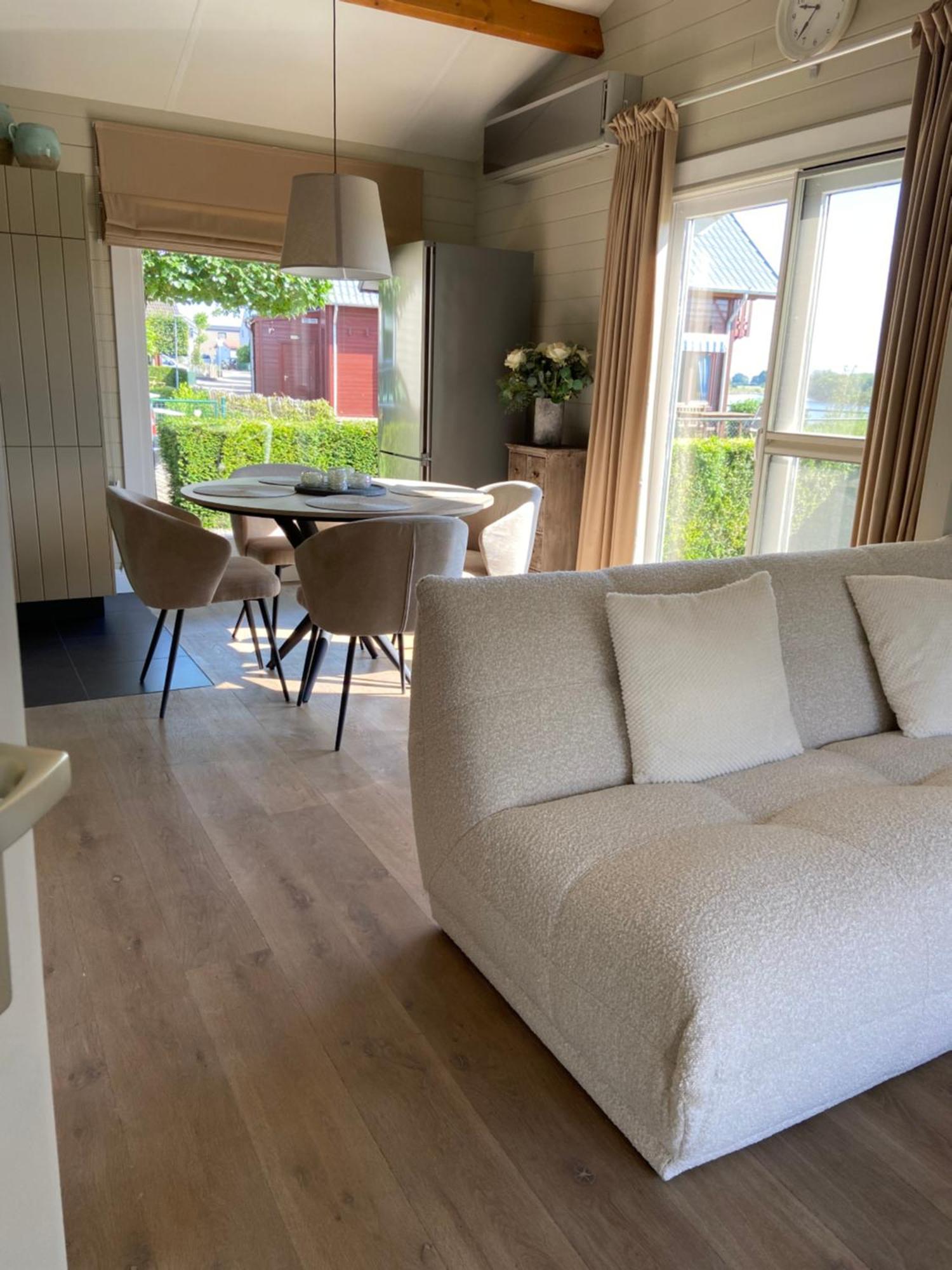 Chalet Eau Vive Maaseik Bagian luar foto
